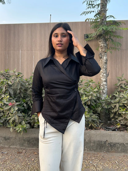 Hae-rin Blazer Shirt In Black